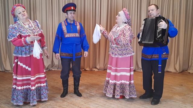 ВОКАЛЬНЫЙ АНСАМБЛЬ КРУЖЕВА смотреть онлайн