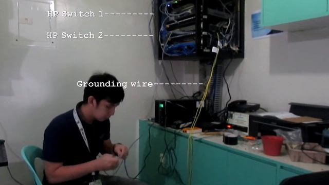 HP 1420-24G-2SFP Gigabit Switch Unboxing and Review смотреть онлайн