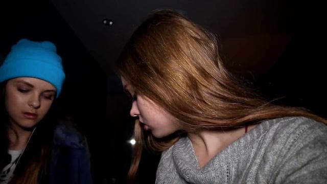 КЛОУН НАШЕЛ НАС В ОТЕЛЕ!!! УЕХАЛА В ДРУГОЙ ГОРОД смотреть онлайн