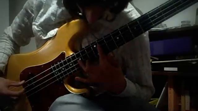 Somewhere over the Rainbow Bass Guitar смотреть онлайн