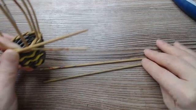 Птичка Синичка. Плетение из бумажных трубочек. 1-я ч. смотреть онлайн