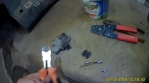 Автоэлектрик за донат. Шевроле Лачетти нет зарядки, ремонт на коленке.