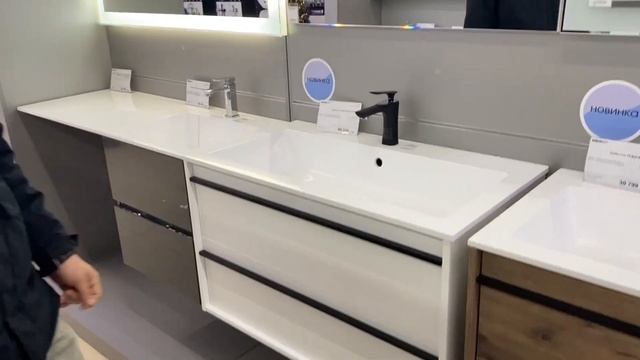 Влог. Утро началось с ЛЕРУА МЕРЛЕН. Вечером прошлись по магазинам. смотреть онлайн