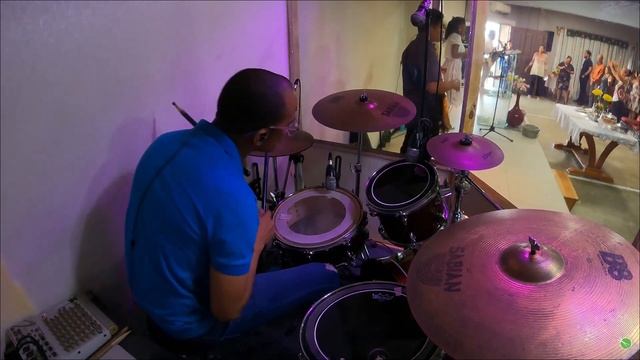 Me Acerco - Mi esperanza está en Jesús [drumcam] смотреть онлайн