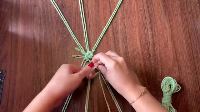 DIY MACRAME COASTERS | Mantel individual MACRAME | Bajo plato Macrame смотреть онлайн