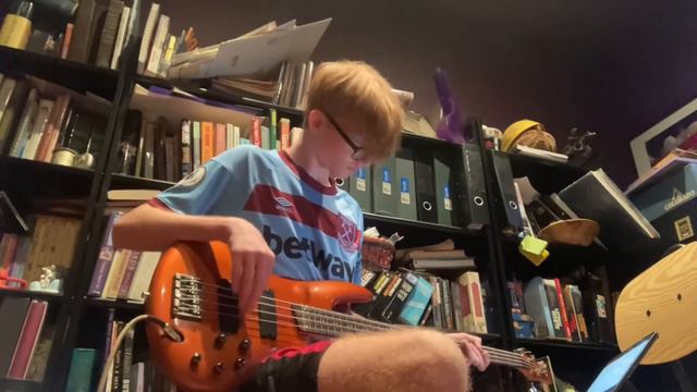 Korn - Coming undone (bass cover) смотреть онлайн