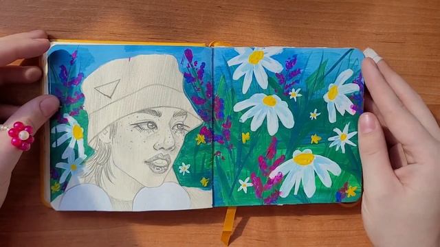 Обзор жёлтого квадратика / стрэй кидс и геншин / SKETCHBOOK TOUR #4 смотреть онлайн