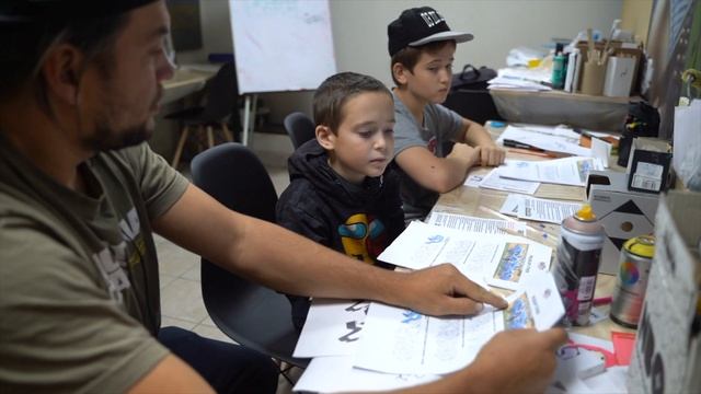 Graffitischool. Урок по граффити шрифтам. Разбор стиля Rasko, градиенты, фишки.