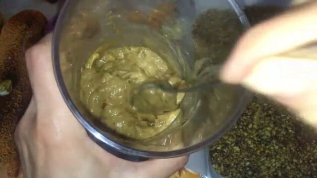 Как приготовить батончики Сникерс в 100 раз вкуснее и абсолютно полезные!!! смотреть онлайн