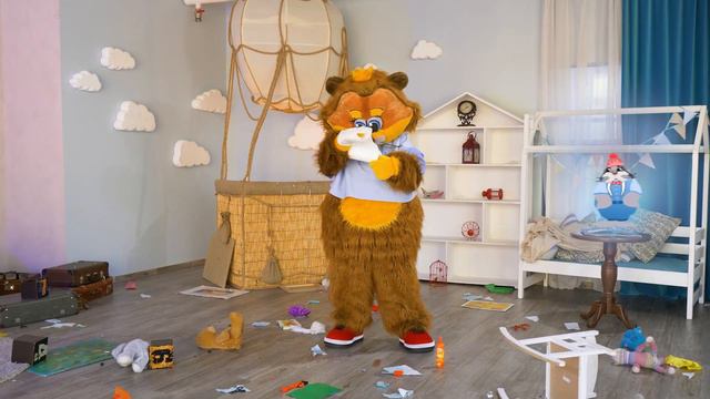 Челлендж: Уборка в комнате или Приключение Зумика со шваброй смотреть онлайн