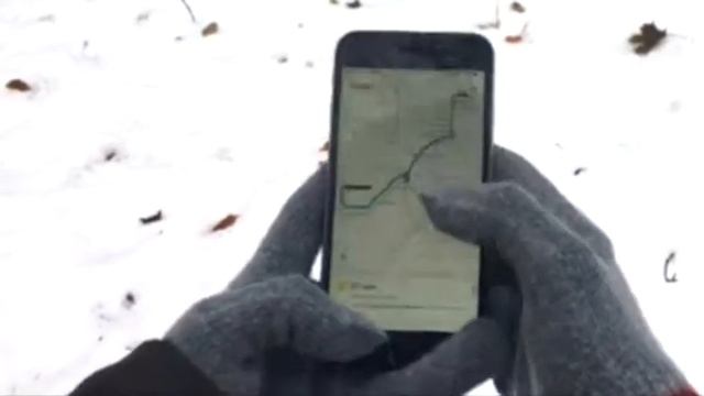 КАК РАБОТАЮТ СЕНСОРНЫЕ ПЕРЧАТКИ? смотреть онлайн