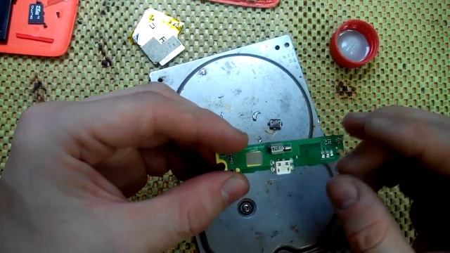 lenovo S820 замена гнезда зарядки, разбор смотреть онлайн