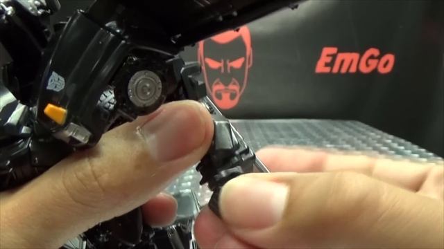 Studio Series Voyager IRONHIDE: EmGo's Transformers Reviews N' Stuff смотреть онлайн