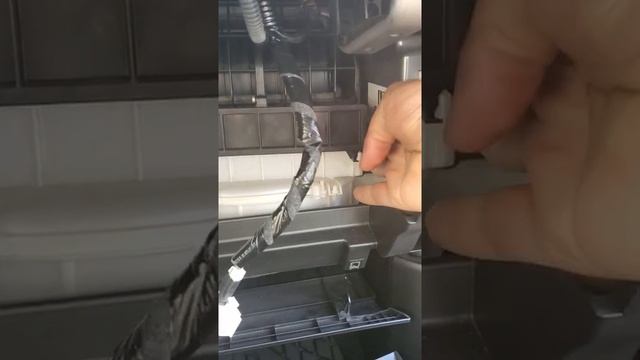 Nissan Armada cabin filter (2018) Pt 1 смотреть онлайн
