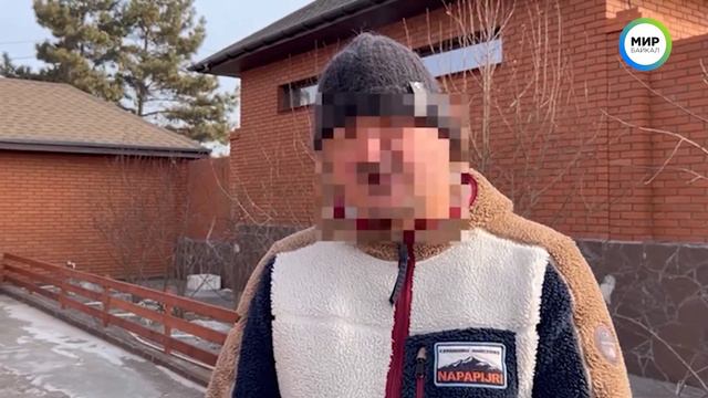 В Улан-Удэ труп свиньи выбросили в мусорный бак смотреть онлайн
