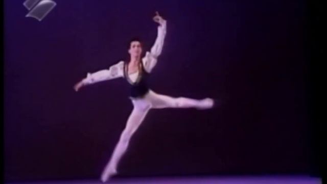 Jose Carlos Martinez - Esmeralda (Var). смотреть онлайн
