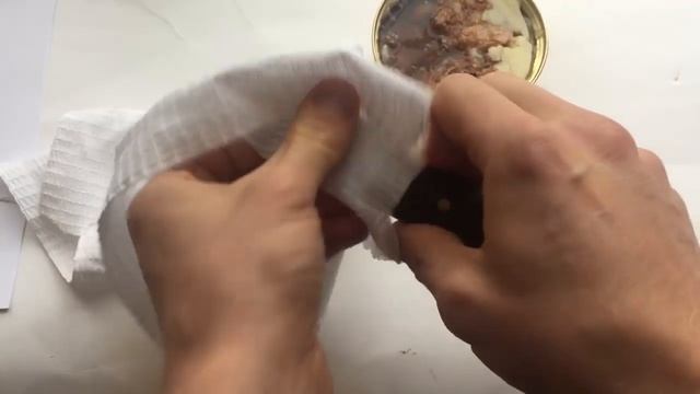 Открываем консервы ножом, потом режем бумагу сталь Elmax смотреть онлайн