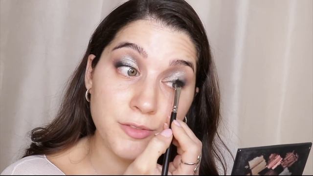 METALLIC GREY SMOKEY EYE | Natalie Kamal Makeup смотреть онлайн