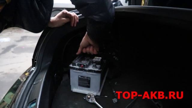 Замена аккумулятора Bentley Continental GT смотреть онлайн