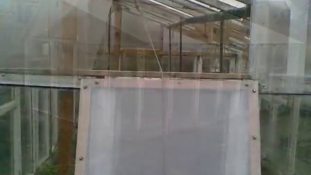 А на даче теплицу строим сами! Посетите мой блог http://uriy2410.blogspot.com смотреть онлайн