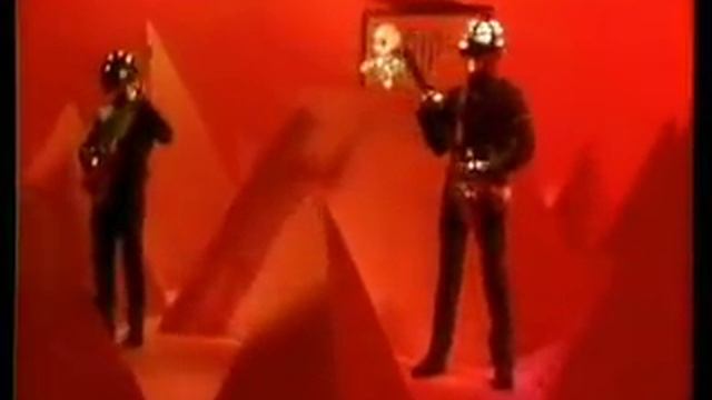 Daft Punk - Technologic (Official Video)