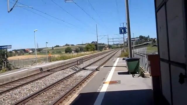 ОПЯТЬ СБЕЖАЛА ШВЕЙЦАРСКАЯ ЭЛЕКТРИЧКА смотреть онлайн