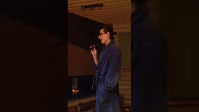 Караоке без репетиций. Просто попросили Андрюху спеть после бани. смотреть онлайн