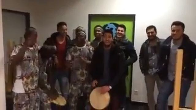 Oy Naze Naze Africa Kurdin Almanya 2015 смотреть онлайн