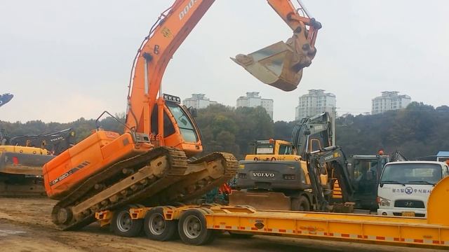 2008 DOOSAN DHKHEBE0H80005132 LOADING смотреть онлайн