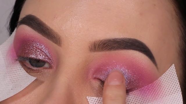 5 MINUTE Glitter Eye Makeup Tutorial | Prom Eye Makeup смотреть онлайн