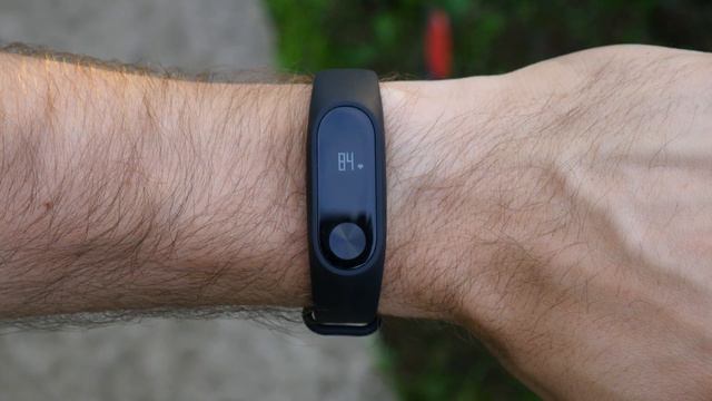 Что умеет делать Xiaomi Mi Band 2? смотреть онлайн