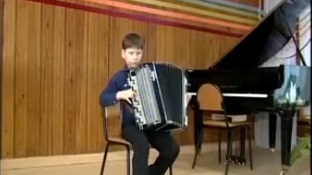 Талантливый баянист не смог отправиться во Францию смотреть онлайн