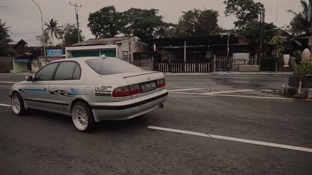 TOYOTA CORONA ABSOLUTE (SHORT VIDEO CINEMATIC) смотреть онлайн