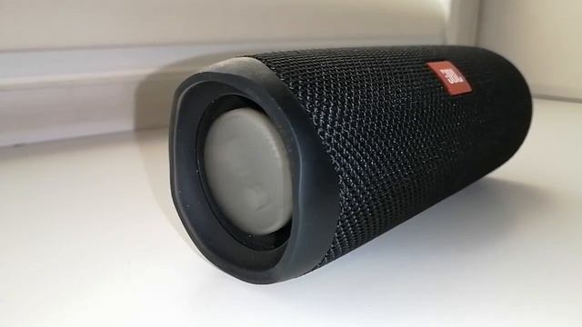 Колонка JBL FLIP 5 LFM 60% Bass Test смотреть онлайн