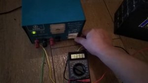 Замер напряжения зарядно пускового устройства узпу-с-12-9 под нагрузкой