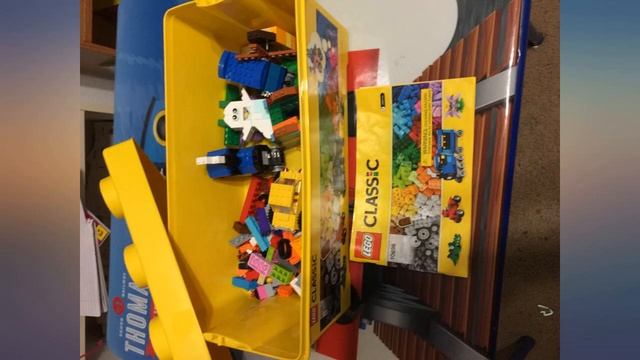 LEGO Classic Medium Creative Brick Box 10696 Building Toys for Creative Play; Kids review смотреть онлайн