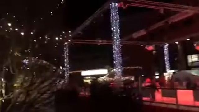 Вечерний каток в Мендризио Швейцария смотреть онлайн