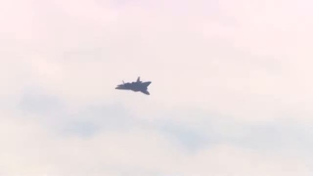 Т-50 ПАК-ФА. Репетиция лётной программы смотреть онлайн