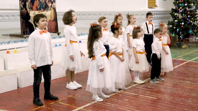 Белые кораблики (муз. В. Шаинского) - детский хор Cantarella смотреть онлайн