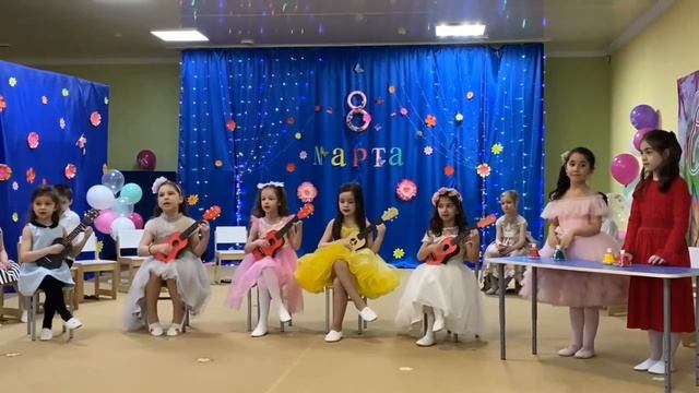 Видео # 34. Божья коровка. Педагог Виктория Бутко, г. Нальчик. смотреть онлайн