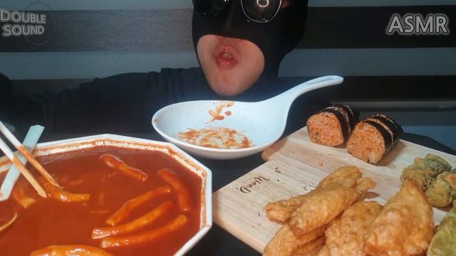 [SUB]자막ASMR-신전떡볶이국물에 튀김담궈먹기Dipping friedfood in Shinjeon Tteokbokki EatingShow RealSound Mukbang смотреть онлайн