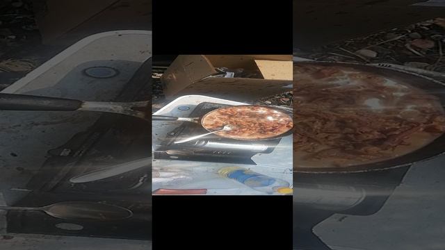 поймал и приготовил осьминога, пробую первый рас такое