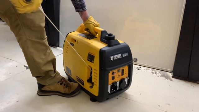 Запуск инверторного 2 кВт генератора Denzel.