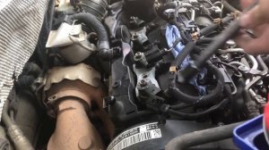 Демонтаж топливных форсунок на Volkswagen Tiguan