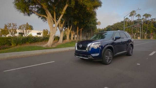 2022 Nissan Pathfinder | Midsize SUV Family Review смотреть онлайн