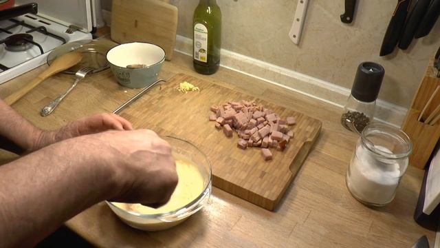 Pasta Сarbonara, итальянский кулинарный хит | Российская версия.