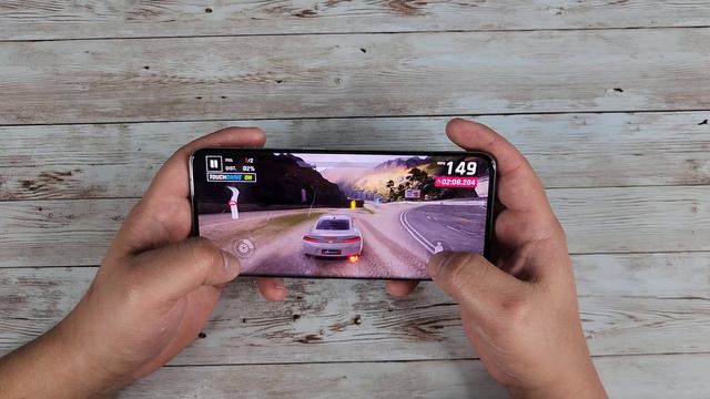 Gaming One The OnePlus 11! смотреть онлайн