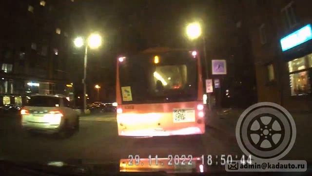 Обиделся, что посигналили. Калининград. смотреть онлайн