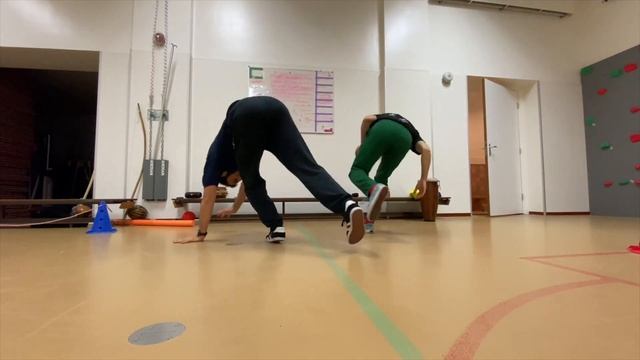 JOGO DE CAPOEIRA ANGOLA DOLF E VITAMINA смотреть онлайн