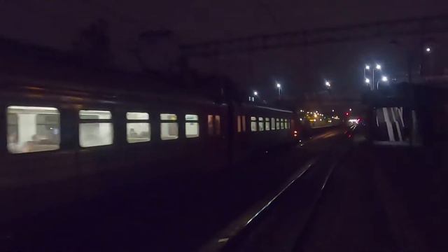 Электропоезд ЭД4М-0234 сообщением "Москва Яр. - Пушкино" смотреть онлайн